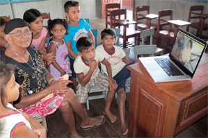 TECENDO SABERES um projeto de Marie Ange Bordas